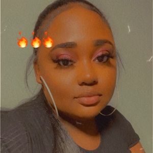 Meet your Posher, Mya